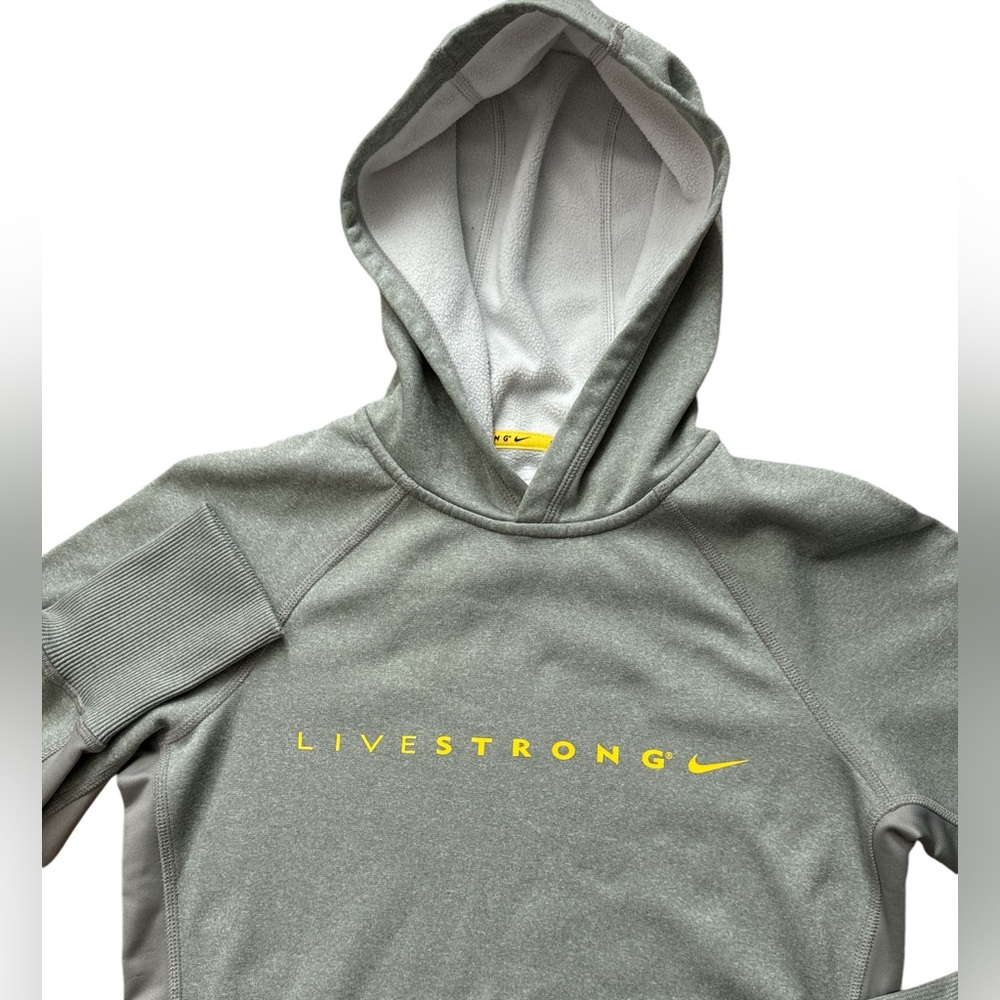 Nike Livestrong Women’s Size Small Gray & Yellow Hoodie Swoosh Logo Active Wear